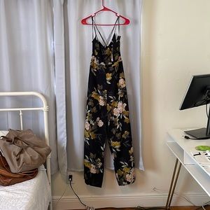 Lulu’s flowy pants romper